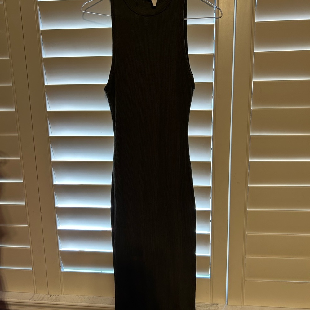 Elegant olive  green Sleeveless Dress